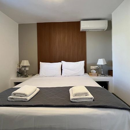 Miramare Suites Mykonos Merchia Beach Eksteriør billede